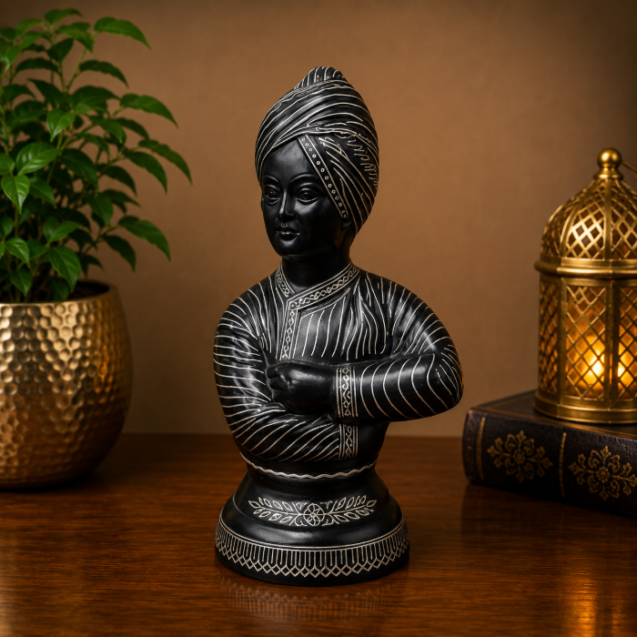 Handcrafted Bidri Swami Vivekananda Statue with Pure Silver Wire Inlay – 9 Inches thumbnail 2