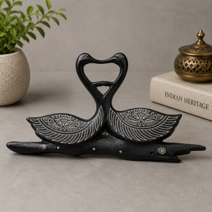 Handcrafted Bidri Duck Paperweight with Pure Silver Sheet Inlay – 5 Inch thumbnail 2