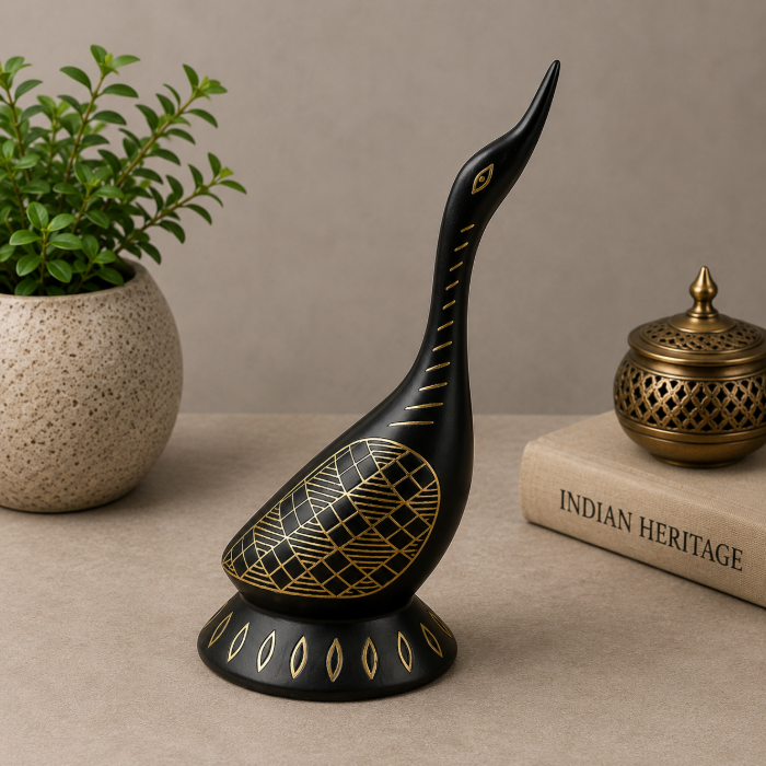 Elegant Bidri Pure Silver Sheet Inlay Swan Paperweight thumbnail 3