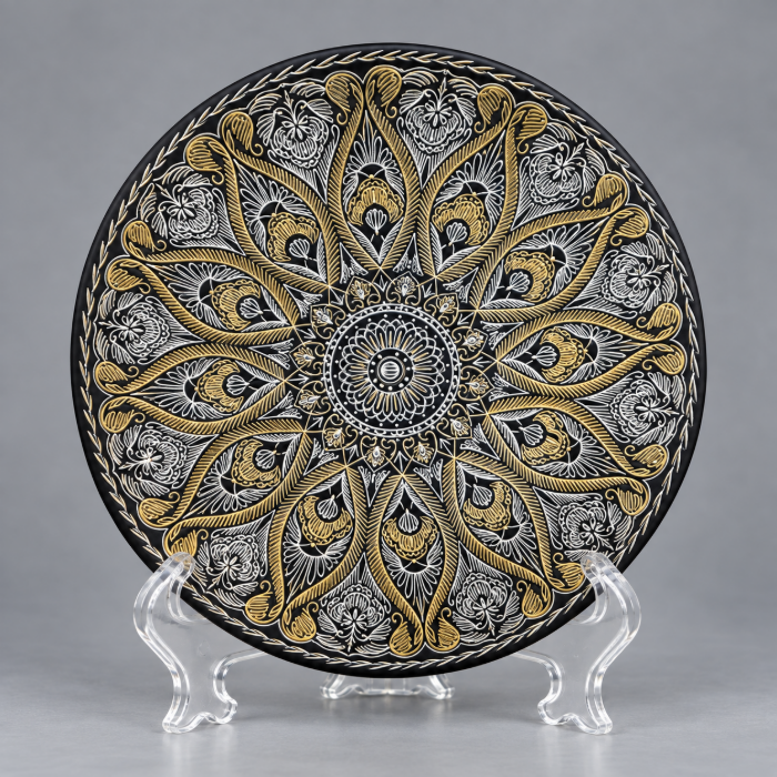 Handcrafted Bidri Mughal Decorative Plate with Pure Silver & Copper Inlay – 8 Inch