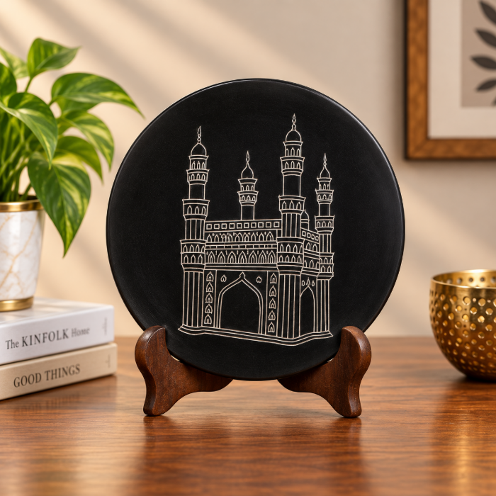 Bidri Charminar Decorative Plate – Pure Silver Wire Inlay | 6 Inch thumbnail 2