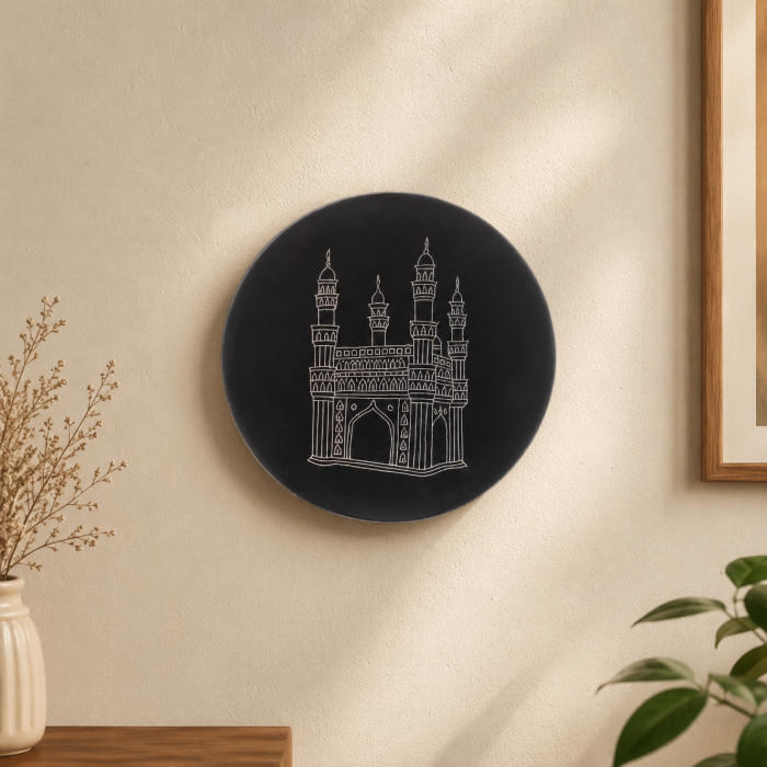 Bidri Charminar Decorative Plate – Pure Silver Wire Inlay | 6 Inch thumbnail 3