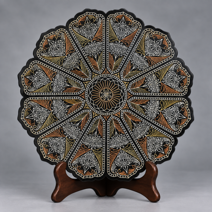 Bidri Decorative Plate – Pure Silver Wire Inlay Design | 8 Inch