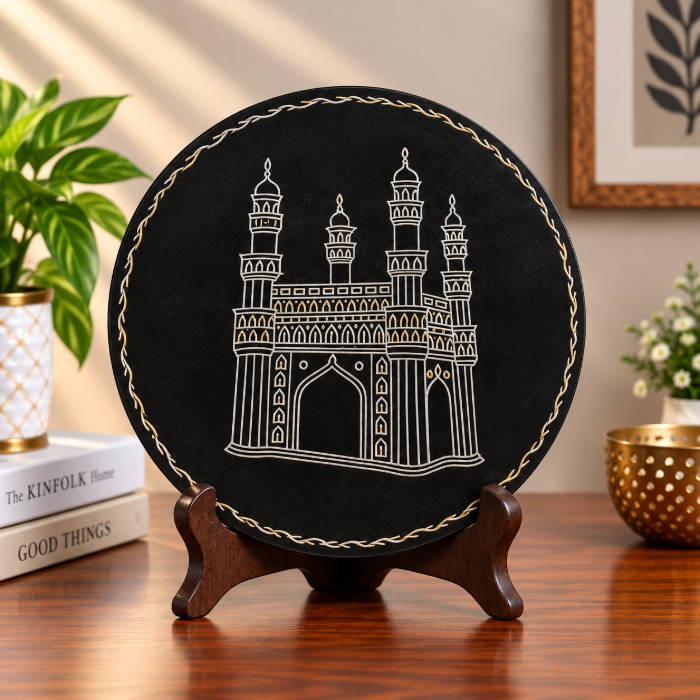 GI Tagged Bidri Pure Silver Wire Inlay Decorative Plate – 6 Inch thumbnail 2