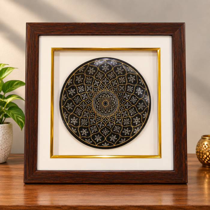 Mughal Design Plate Silver Inlay Photo Frame – Traditional Wall Décor thumbnail 3