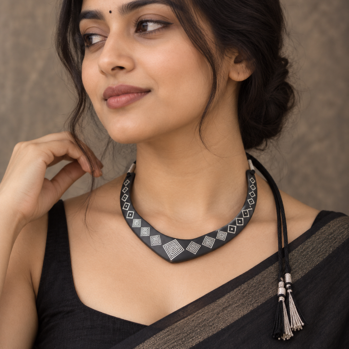 Traditional Silver Inlay Choker – Handcrafted Jewellery thumbnail 2