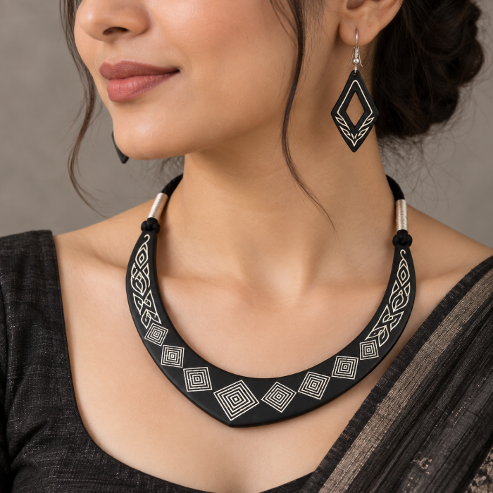 Royal Silver Inlay Choker – Handcrafted Heritage Jewellery thumbnail 3