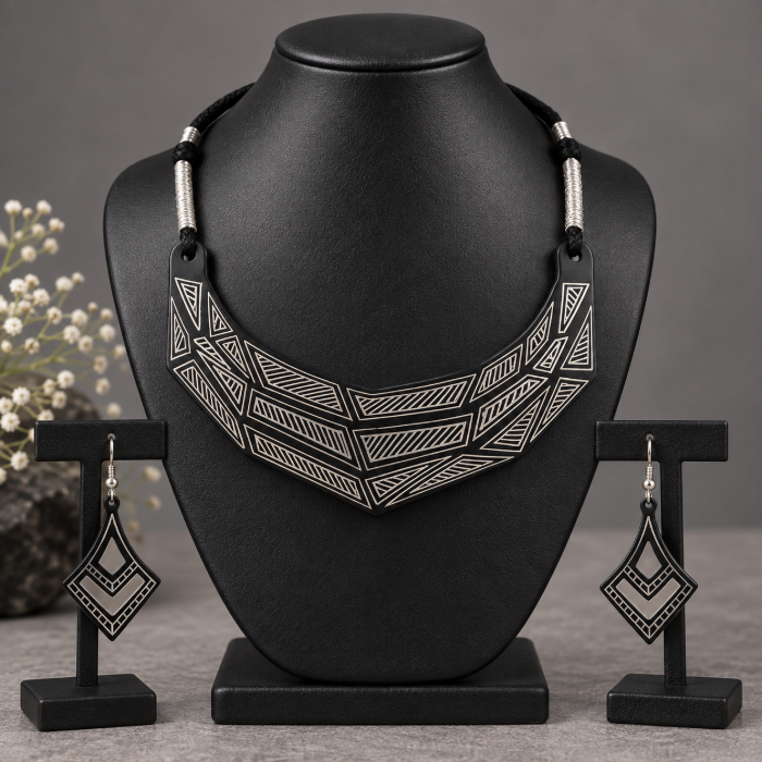 Traditional Silver Inlay Necklace Set – Handcrafted Heritage Jewellery thumbnail 2