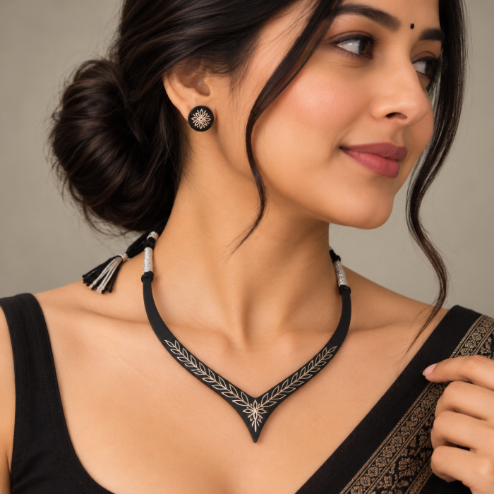 Elegant Silver Inlay Necklace Set – Handcrafted Traditional Jewellery thumbnail 2
